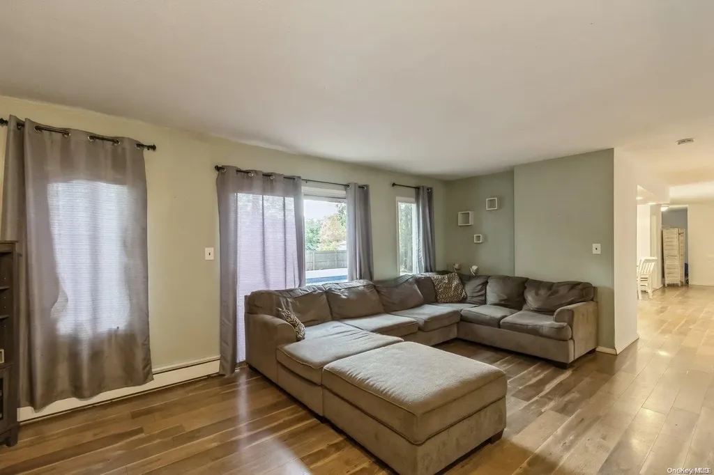 16 Sharon Drive Coram NY 11727