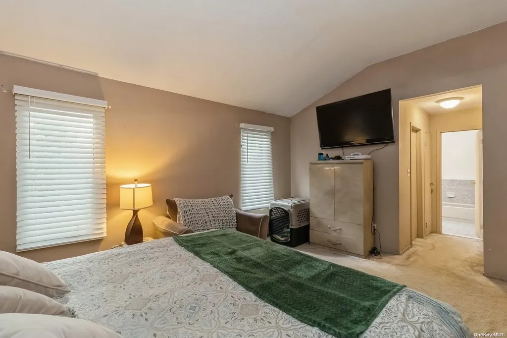 16 Sharon Drive Coram NY 11727