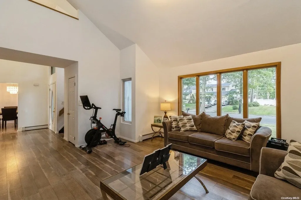 16 Sharon Drive Coram NY 11727