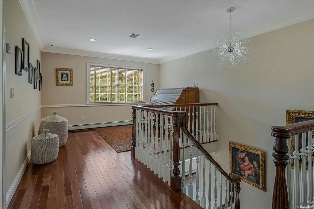 21 Jesse Way Mount Sinai NY 11766