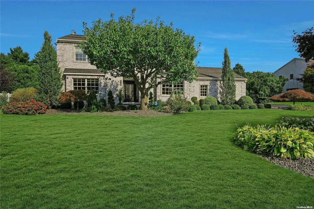 21 Jesse Way Mount Sinai NY 11766