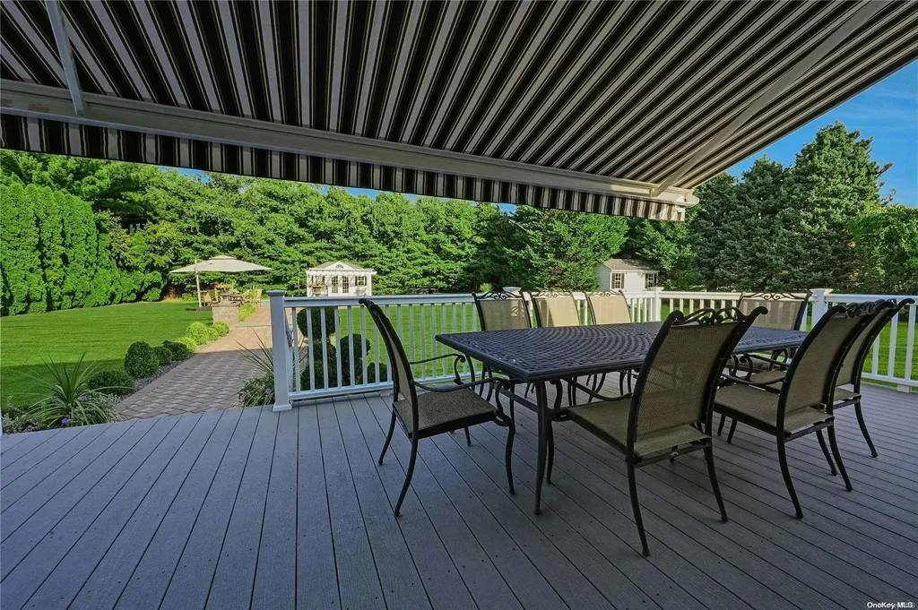 21 Jesse Way Mount Sinai NY 11766