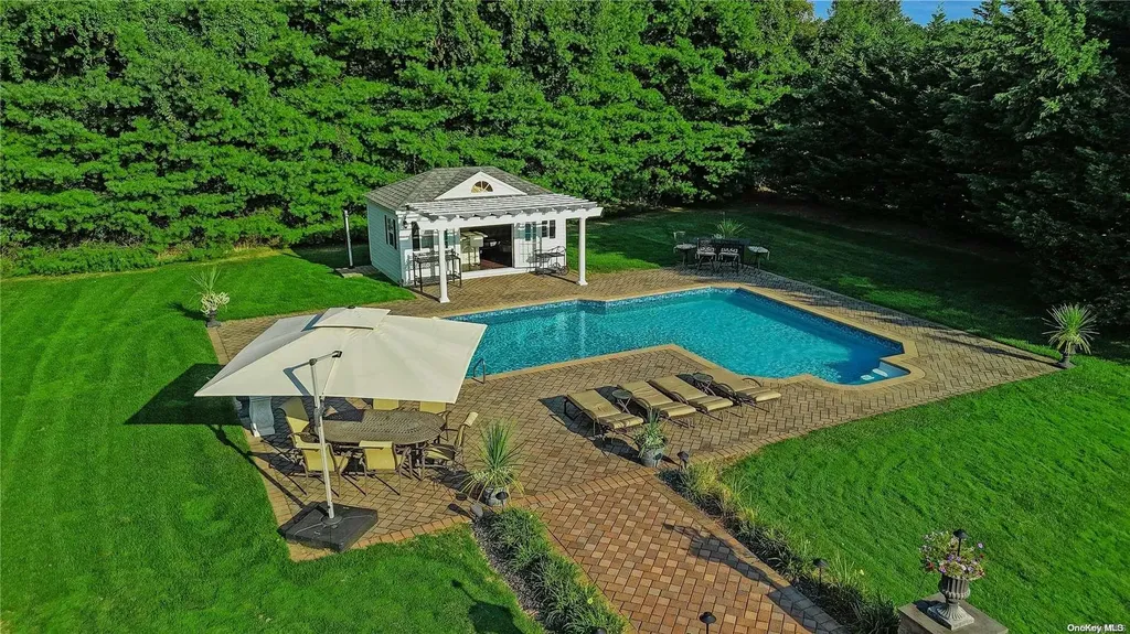 21 Jesse Way Mount Sinai NY 11766