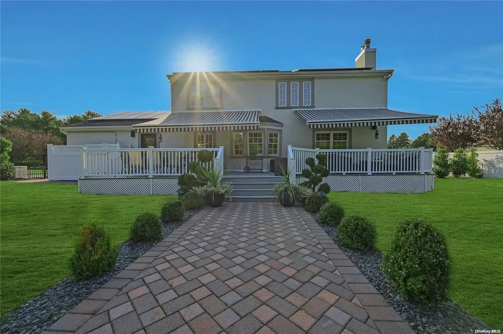 21 Jesse Way Mount Sinai NY 11766