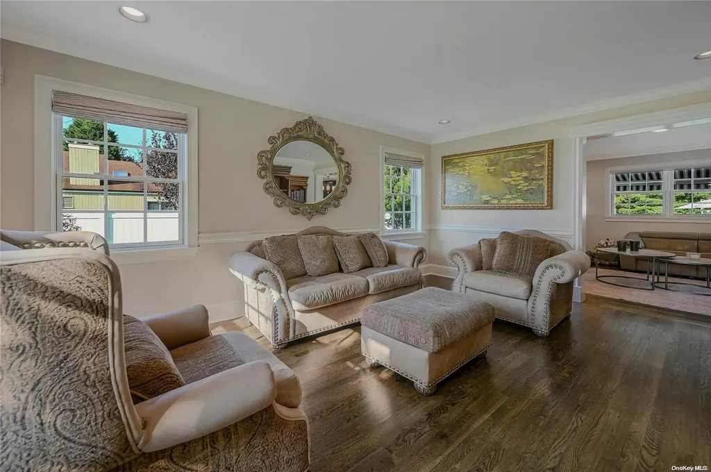 21 Jesse Way Mount Sinai NY 11766