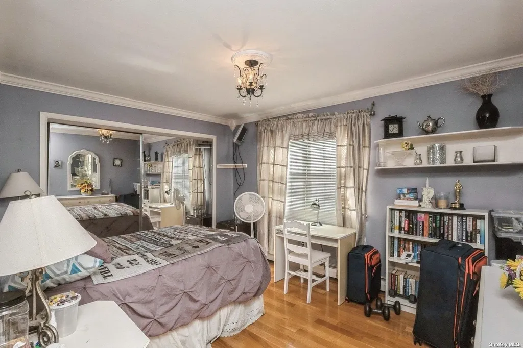 2 Bishop Court Bethpage NY 11714