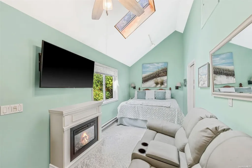 6 Spruce Street East Hampton NY 11937