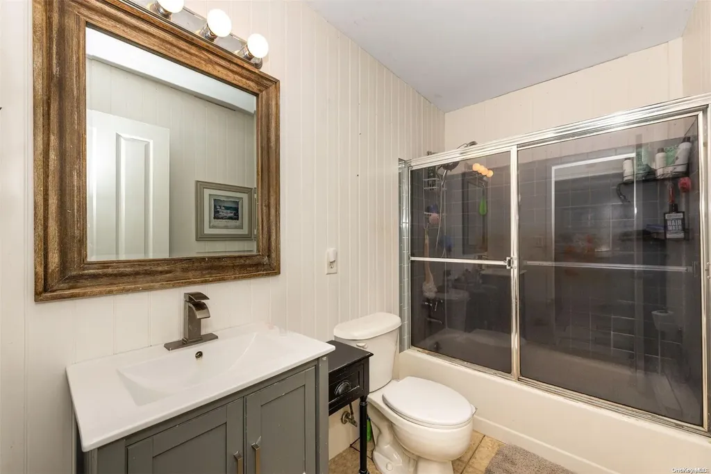 6 Spruce Street East Hampton NY 11937