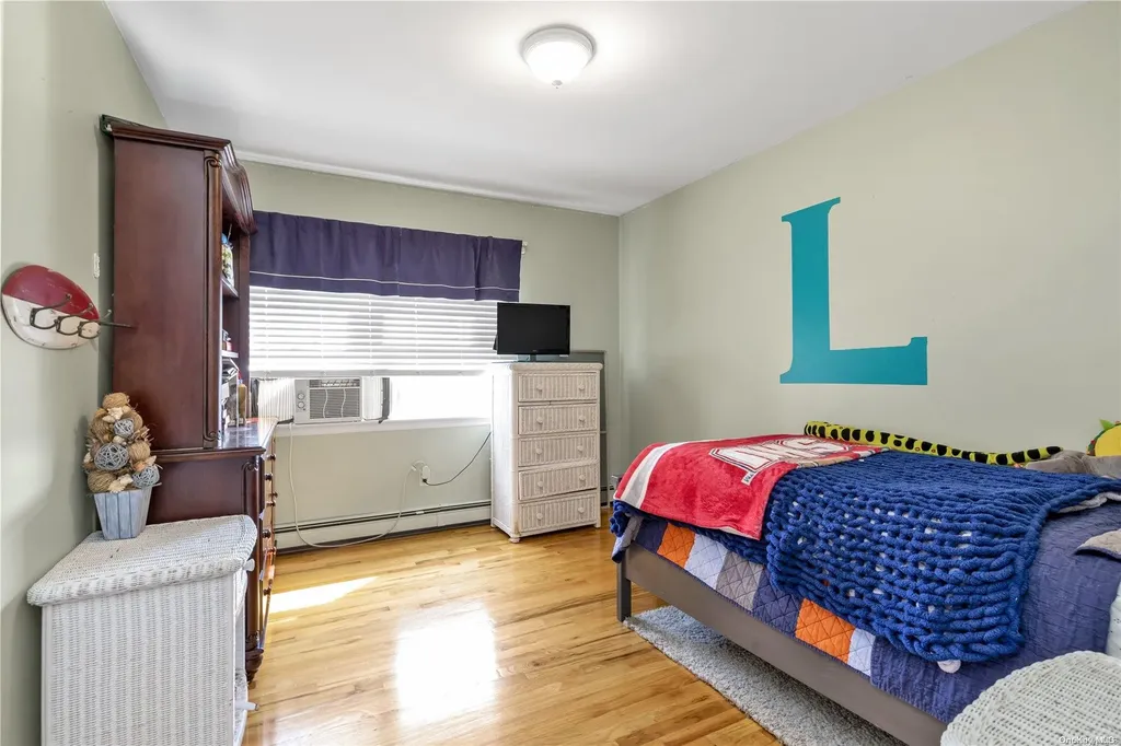 406 S Ocean Avenue Freeport NY 11520