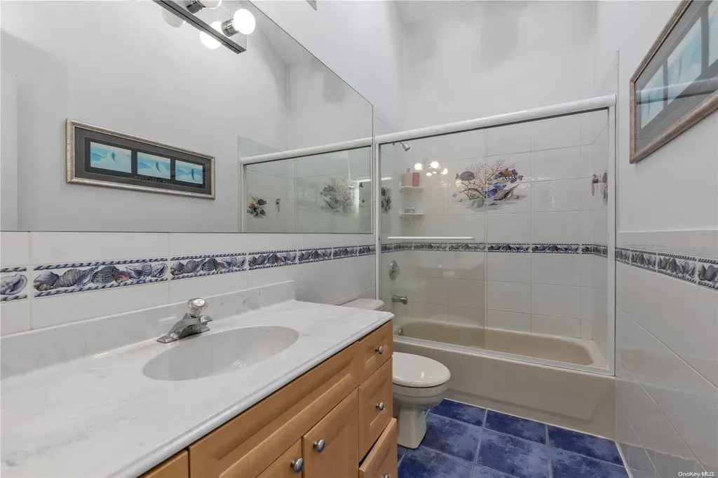 406 S Ocean Avenue Freeport NY 11520