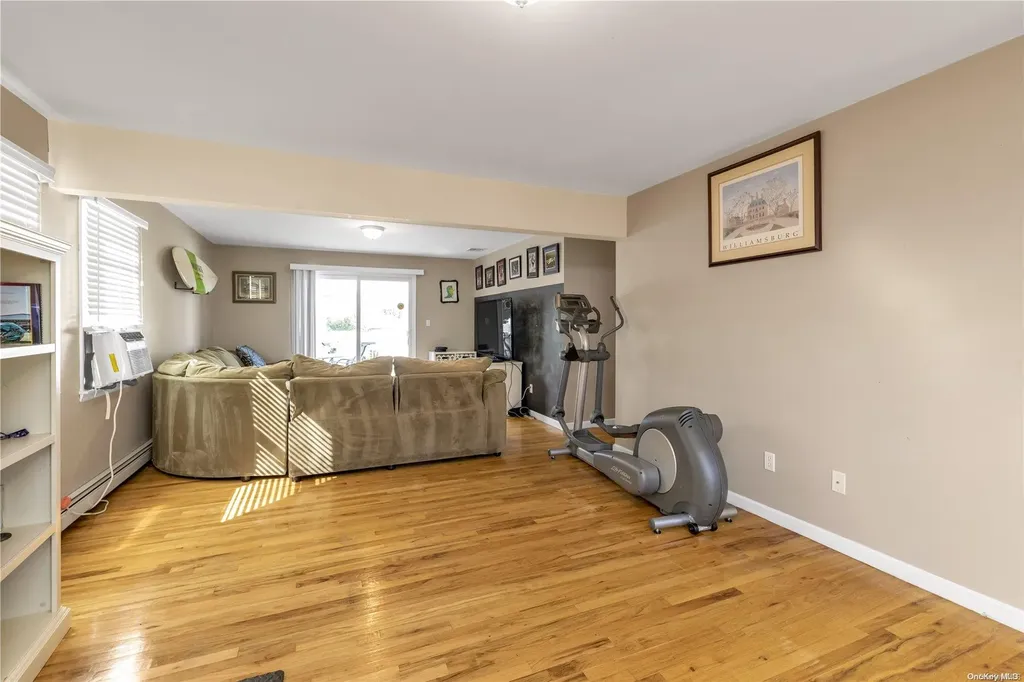 406 S Ocean Avenue Freeport NY 11520