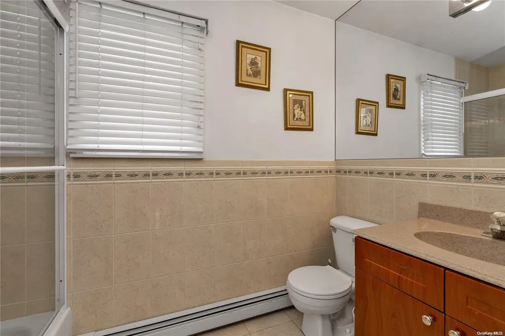 406 S Ocean Avenue Freeport NY 11520