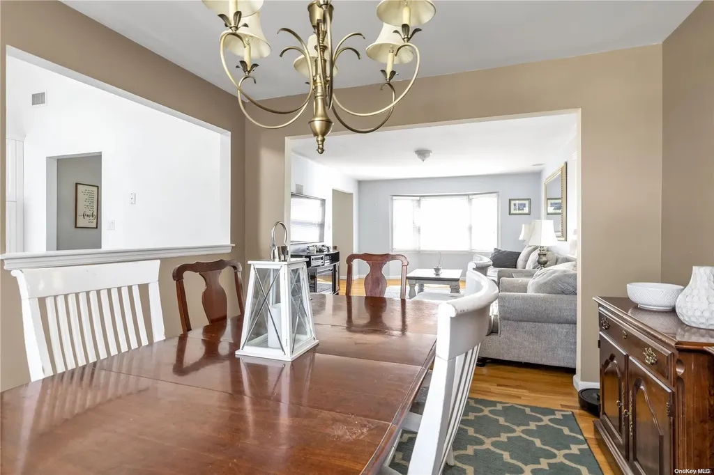 406 S Ocean Avenue Freeport NY 11520
