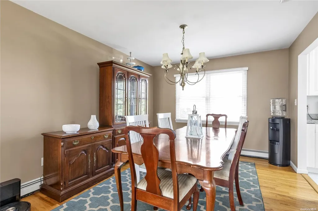 406 S Ocean Avenue Freeport NY 11520