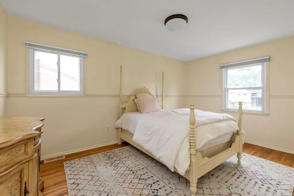 104 Michelle Drive Jericho NY 11753