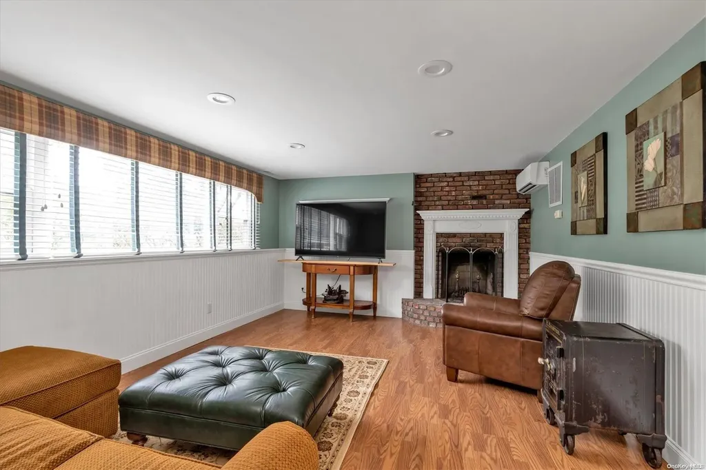 104 Michelle Drive Jericho NY 11753