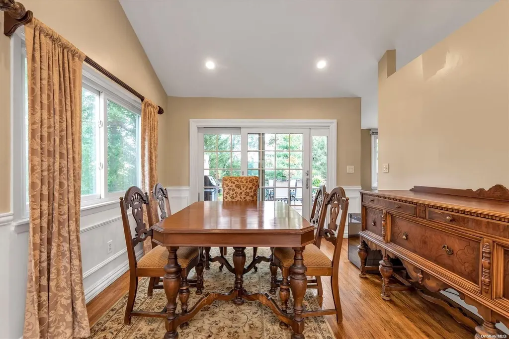 104 Michelle Drive Jericho NY 11753