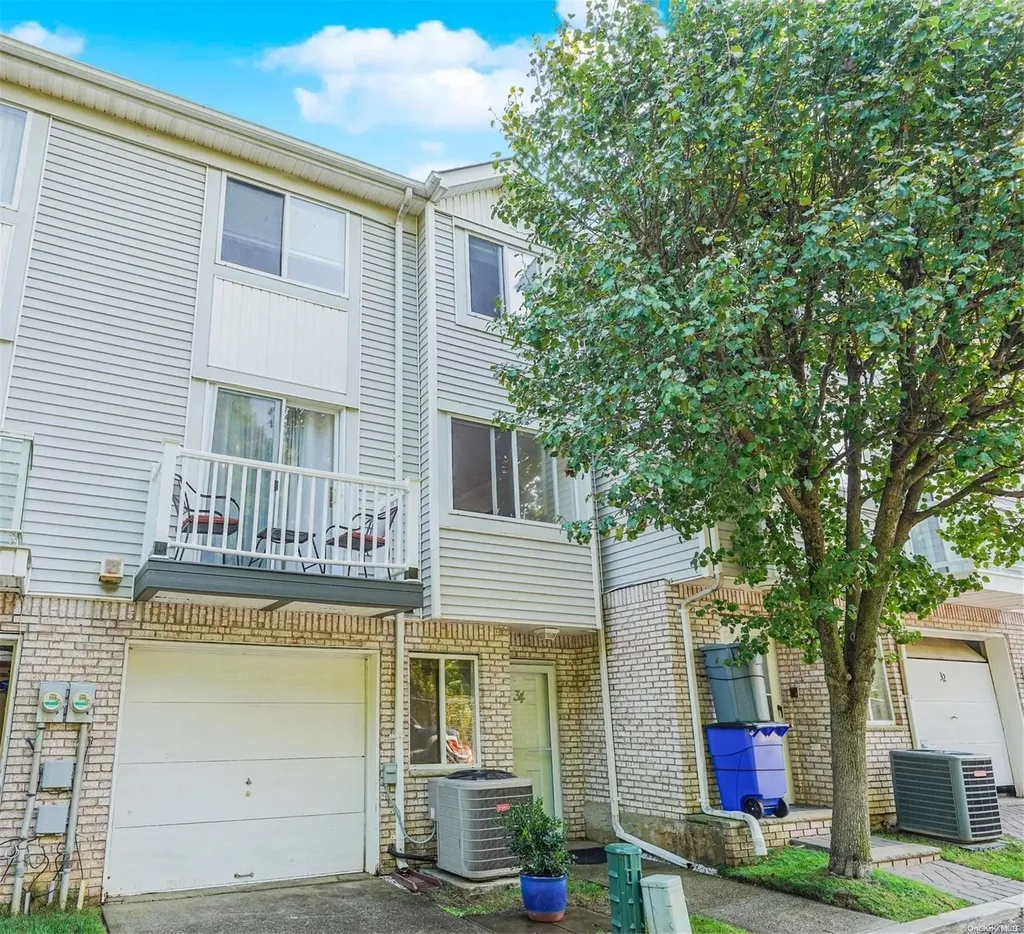 34 Sable Loop Staten Island NY 10306