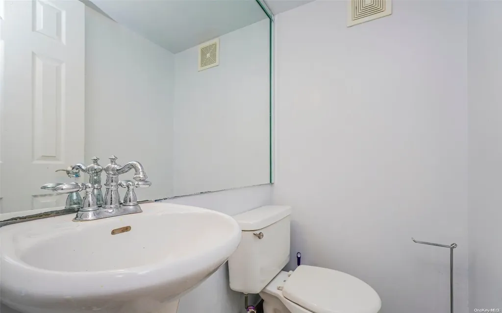 34 Sable Loop Staten Island NY 10306