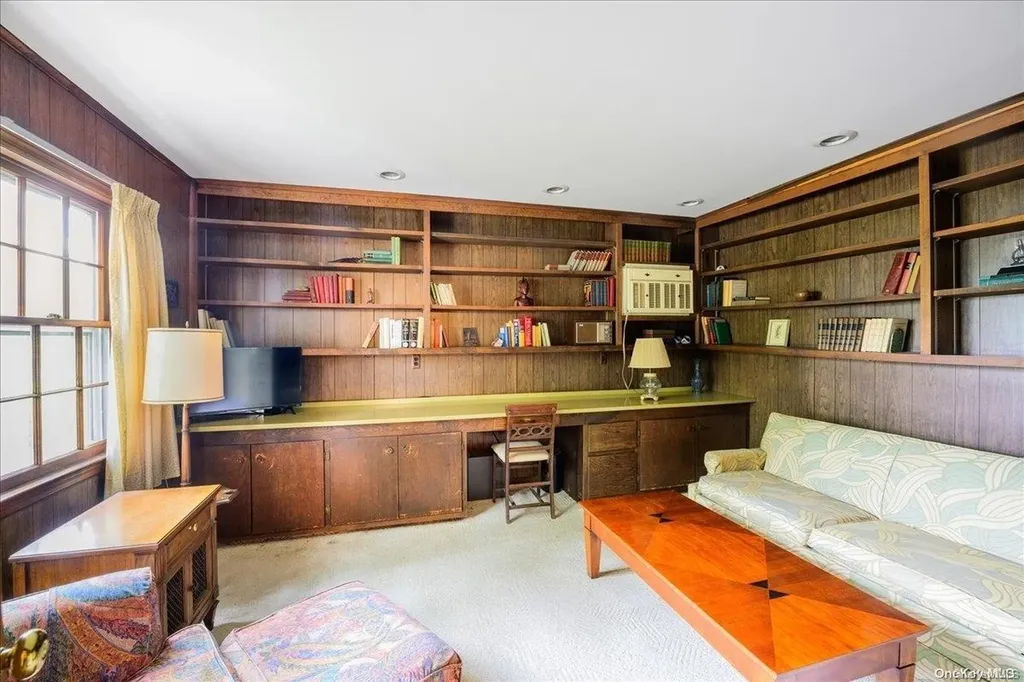 20 Swan View Drive Patchogue NY 11772