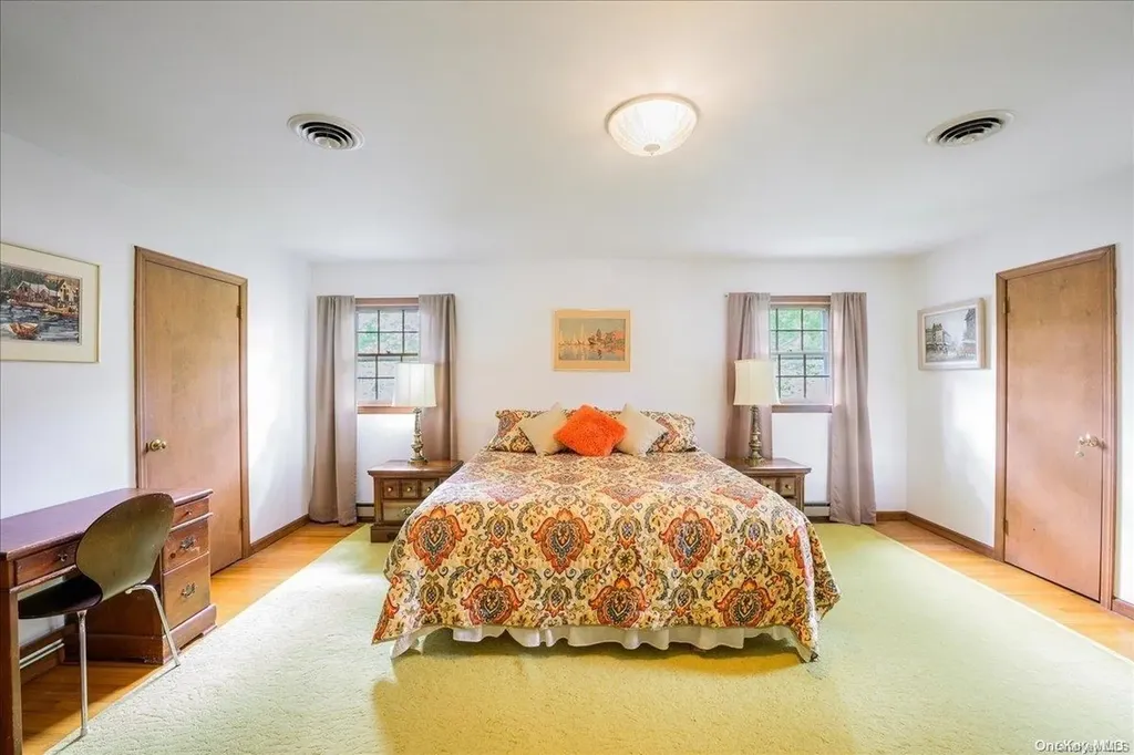 20 Swan View Drive Patchogue NY 11772