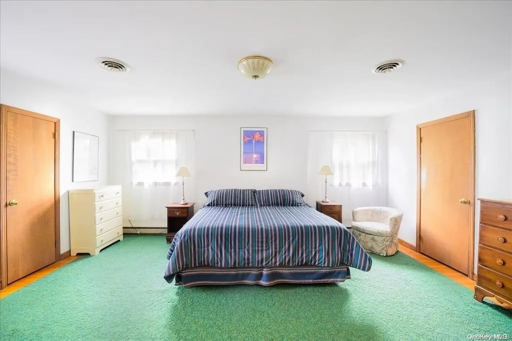 20 Swan View Drive Patchogue NY 11772