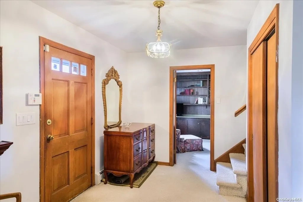 20 Swan View Drive Patchogue NY 11772