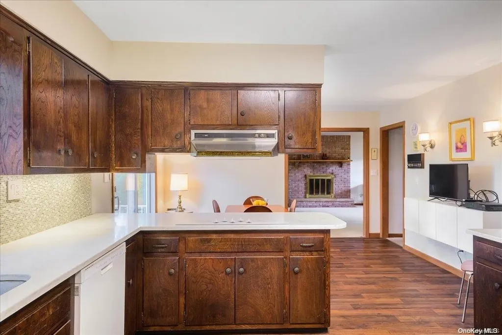 20 Swan View Drive Patchogue NY 11772
