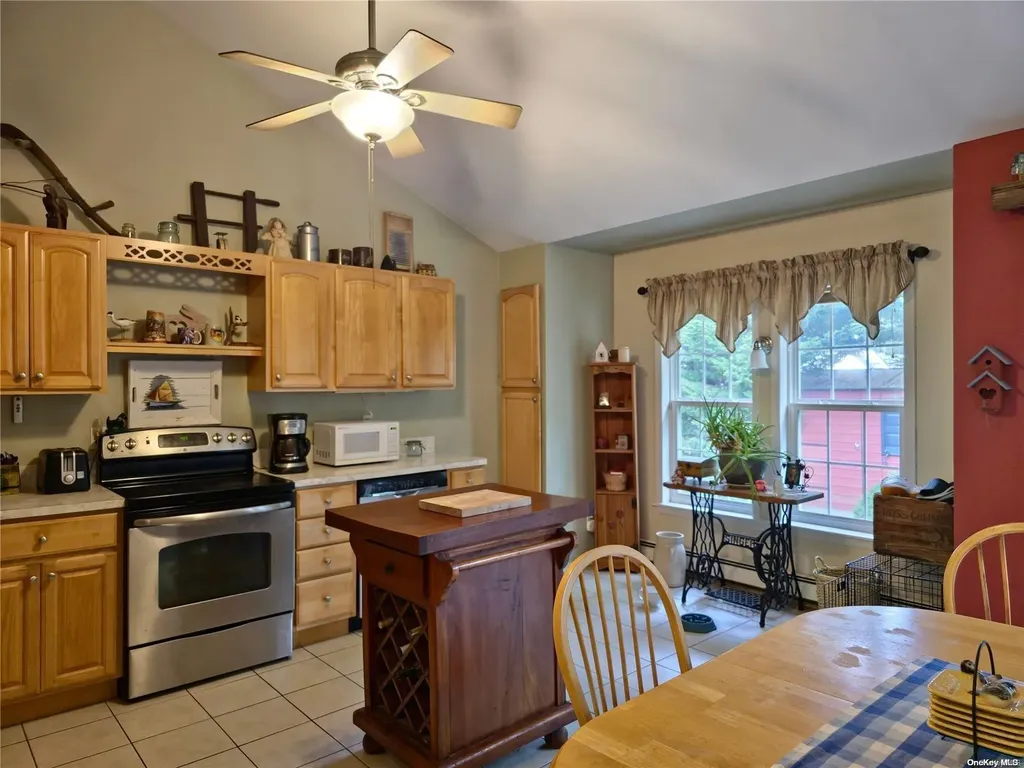 18 Hawthorne Road Mastic Beach NY 11951