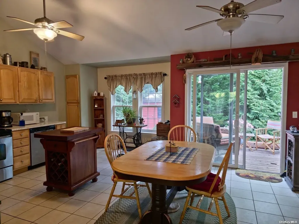18 Hawthorne Road Mastic Beach NY 11951