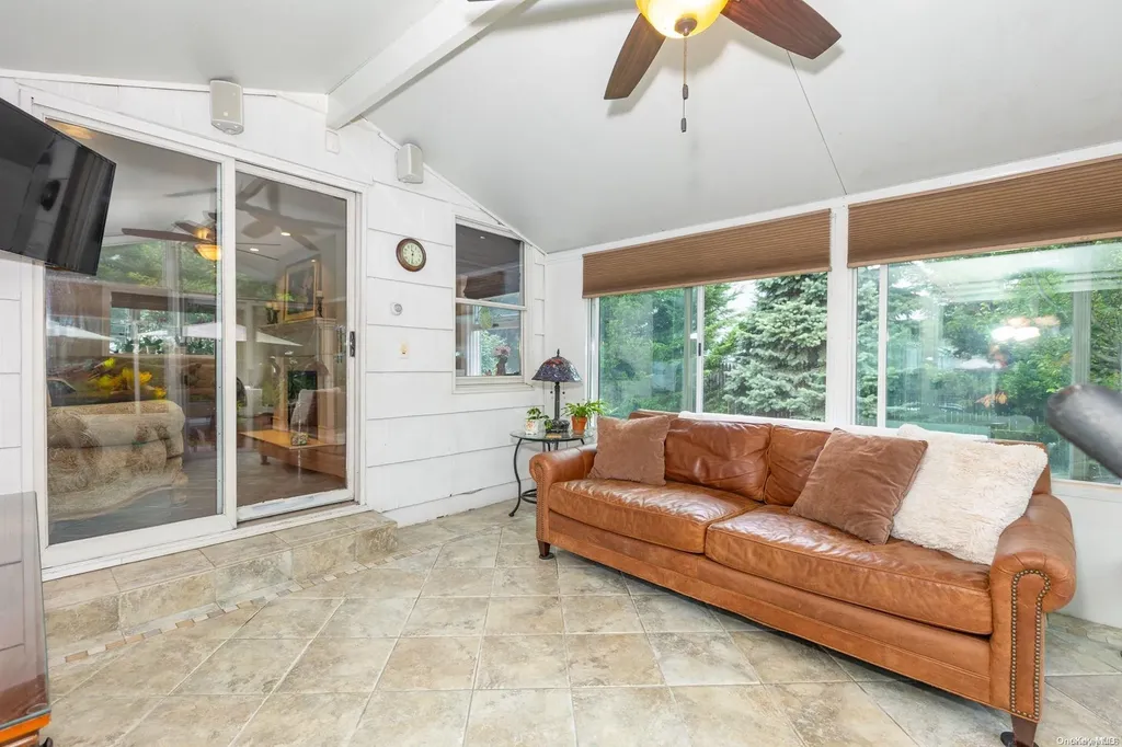 35 Hemlock Street Islip NY 11751