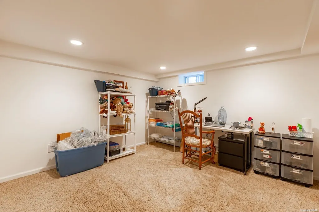 35 Hemlock Street Islip NY 11751