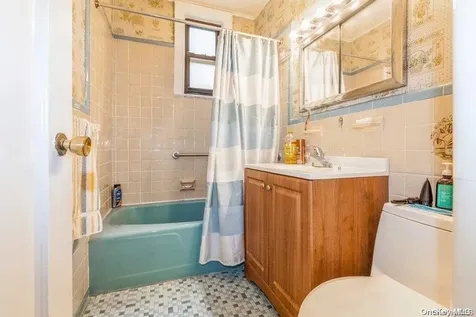 30-76 33rd Street Astoria NY 11102