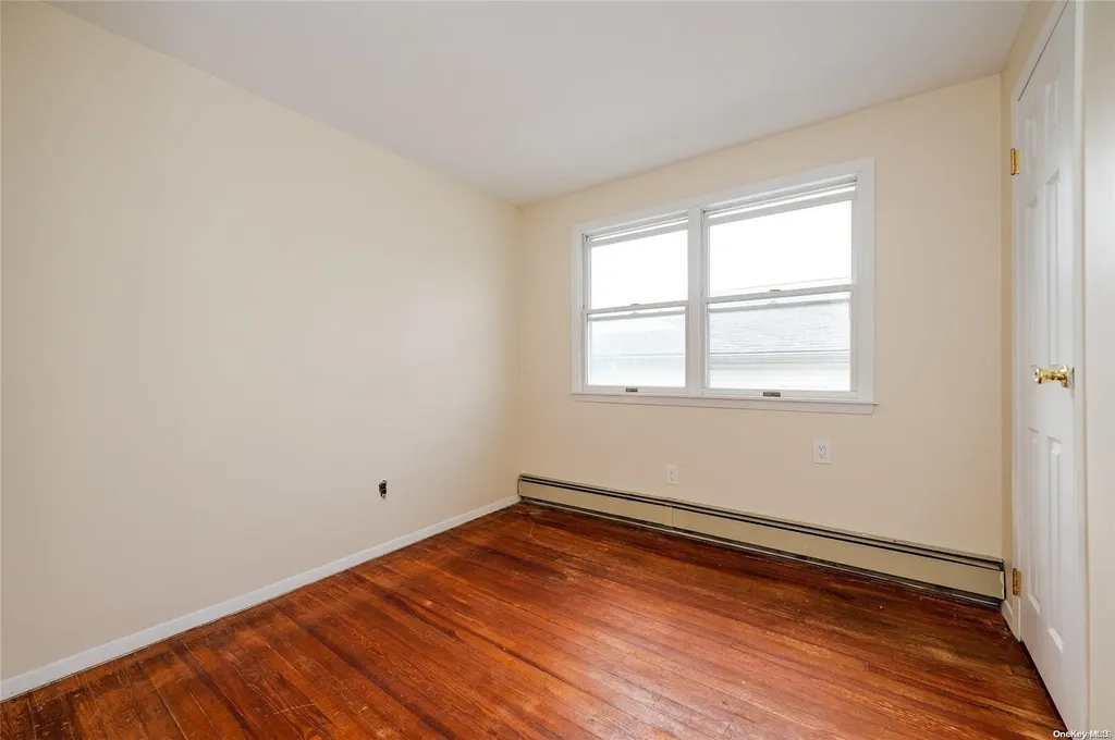 3116 Roxbury Road Oceanside NY 11572