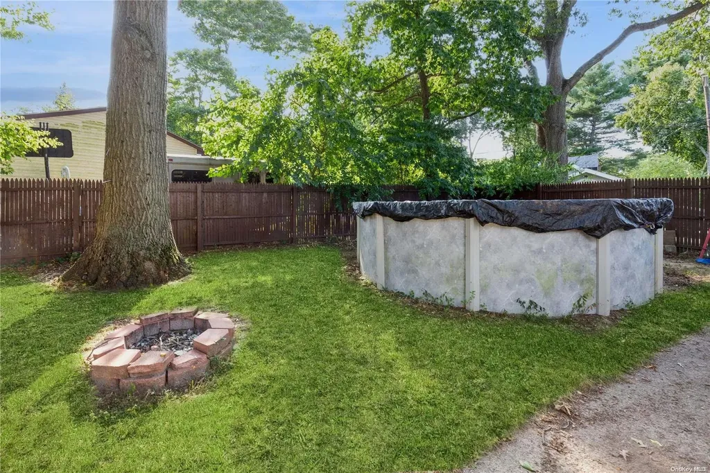 79 Rose Drive Ronkonkoma NY 11779