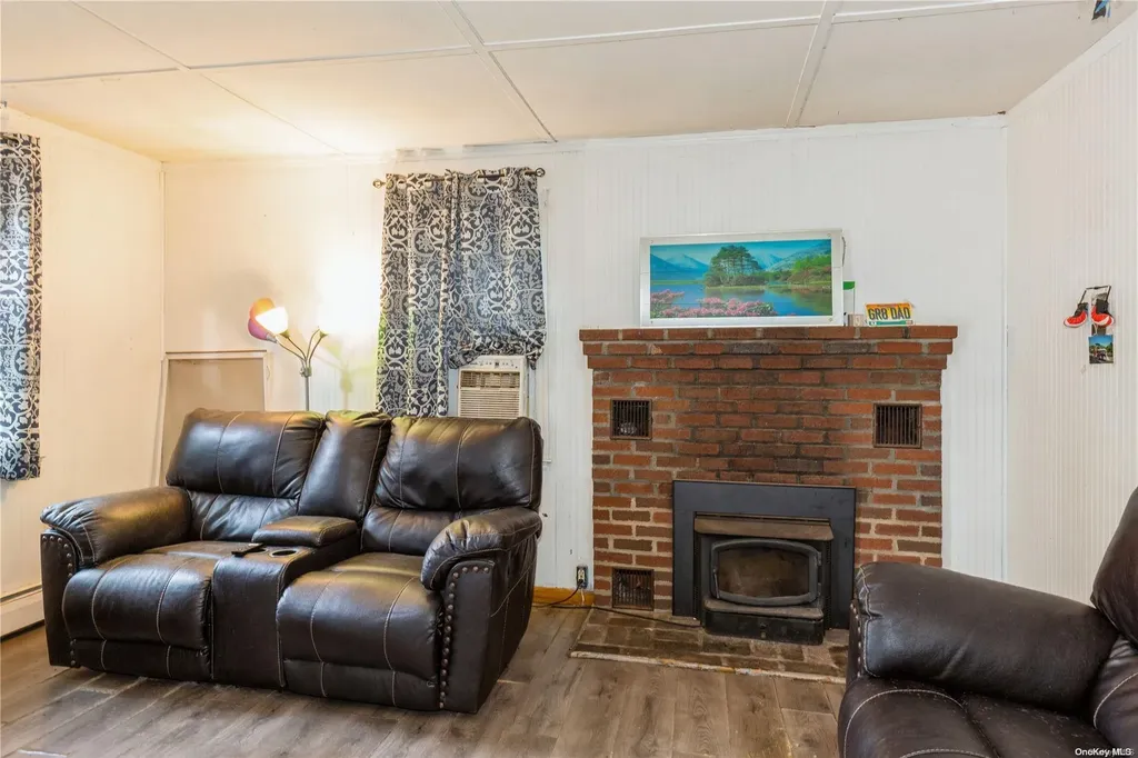 79 Rose Drive Ronkonkoma NY 11779