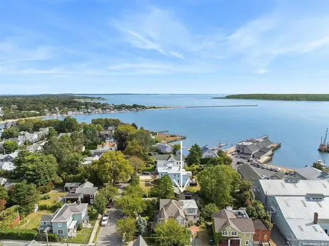 151 Bay Avenue Greenport NY 11944