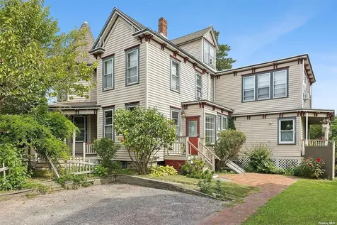 151 Bay Avenue Greenport NY 11944