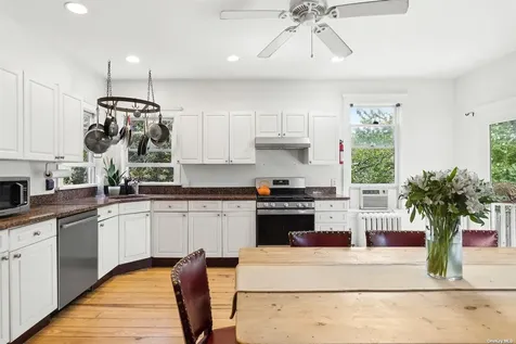 151 Bay Avenue Greenport NY 11944