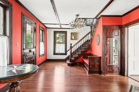 151 Bay Avenue Greenport NY 11944