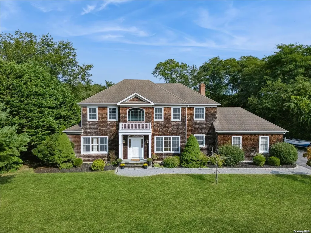 330 Shore Lane Peconic NY 11958
