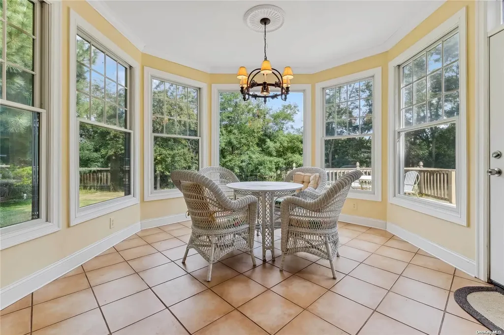 330 Shore Lane Peconic NY 11958