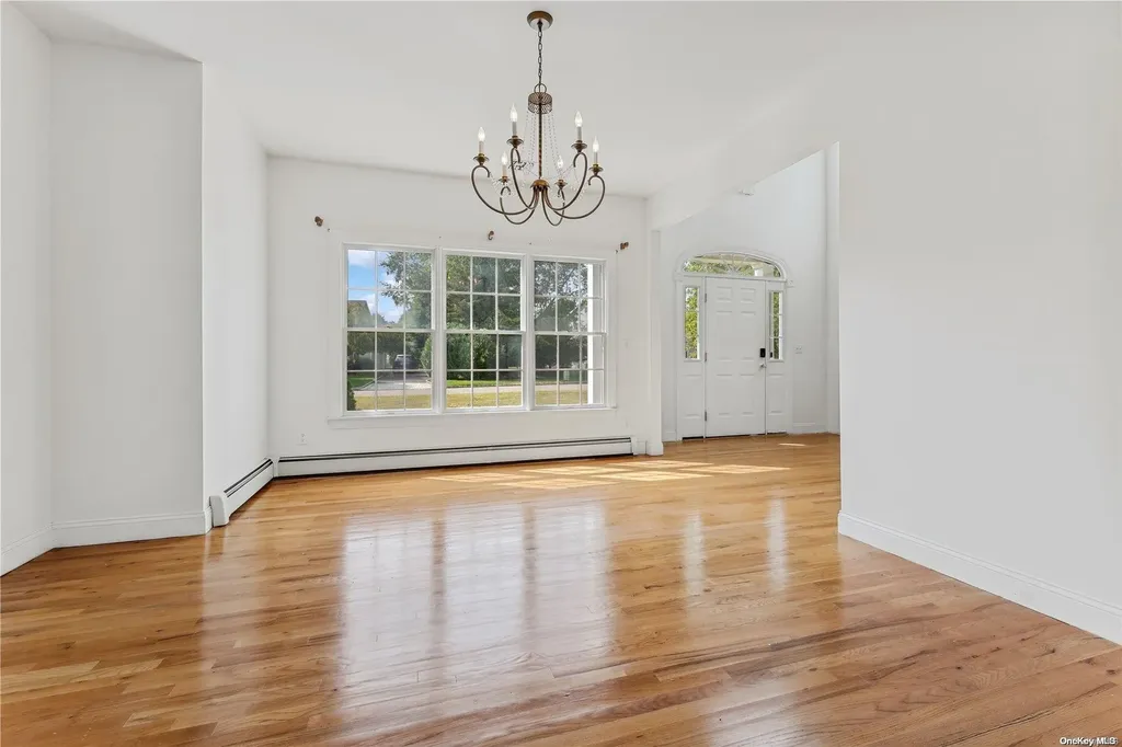 330 Shore Lane Peconic NY 11958