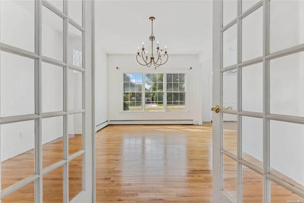330 Shore Lane Peconic NY 11958