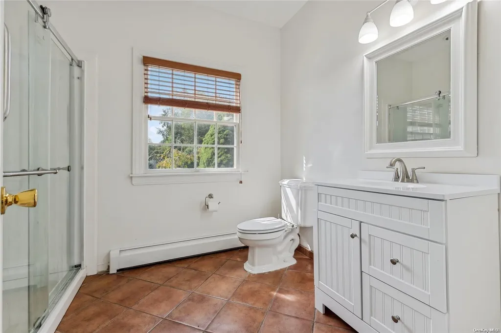 330 Shore Lane Peconic NY 11958