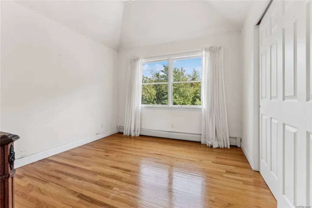 330 Shore Lane Peconic NY 11958
