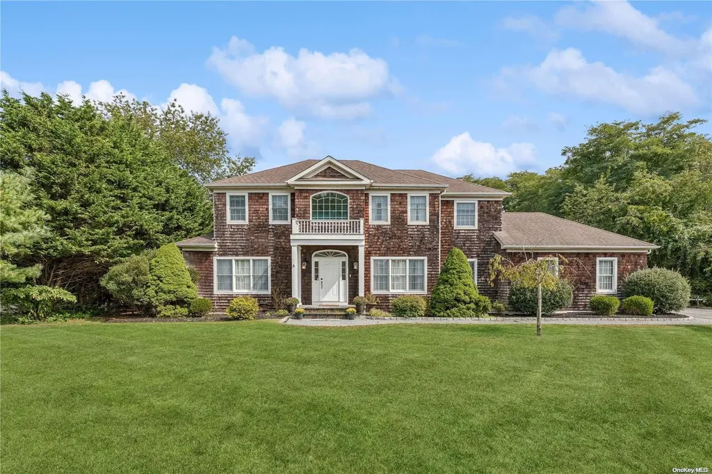 330 Shore Lane Peconic NY 11958