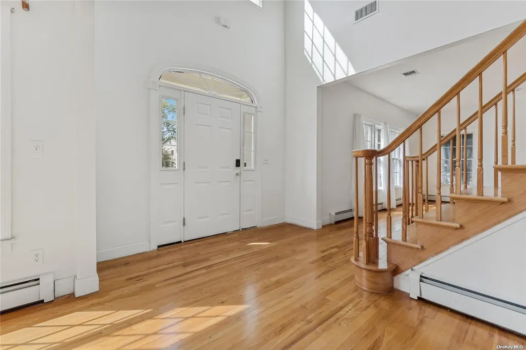 330 Shore Lane Peconic NY 11958
