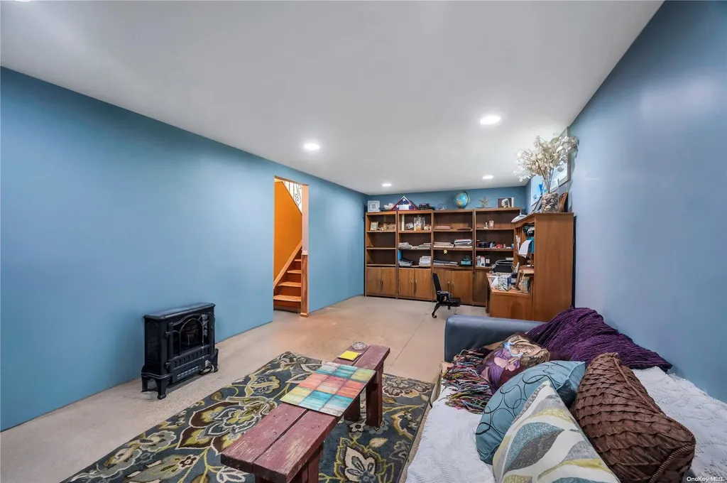 2 Sandpiper Lane Centereach NY 11720