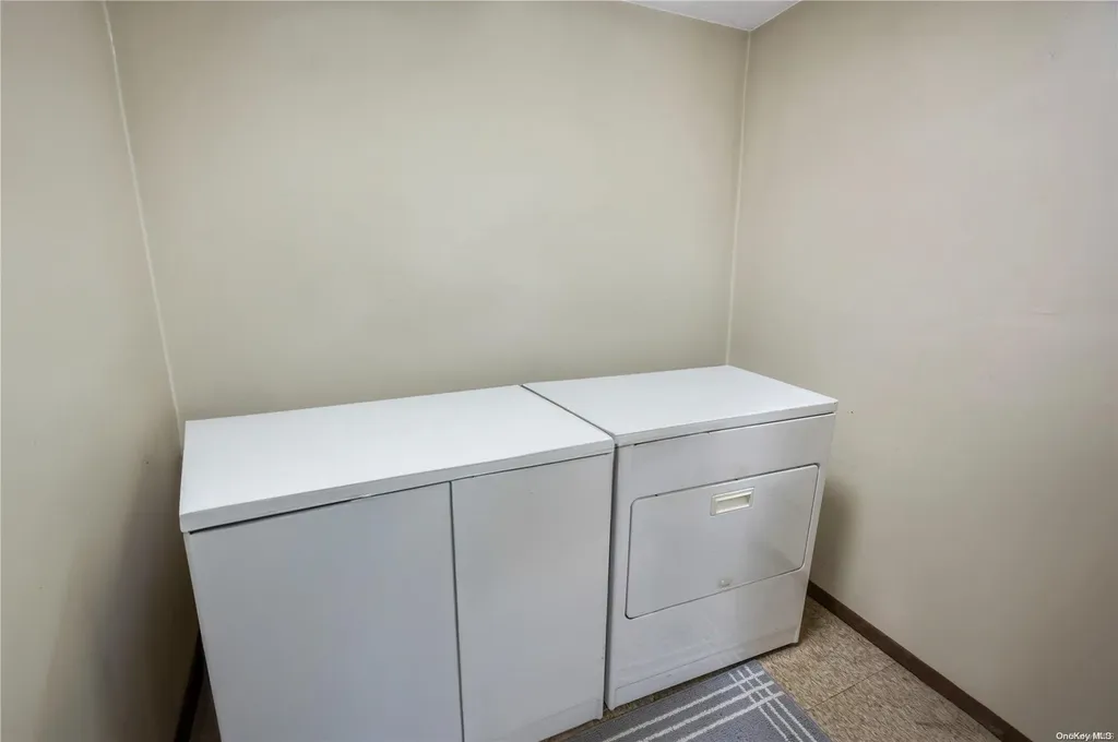 2 Sandpiper Lane Centereach NY 11720